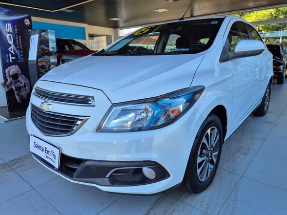 CHEVROLET ONIX 1.4 MPFI LTZ 8V FLEX 4P AUTOMÁTICO CHEVROLET ONIX 1.4 MPFI LTZ 8V FLEX 4P AUTOMÁTICO